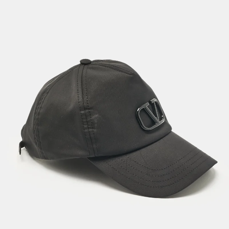 Black V-Logo Baseball Cap S