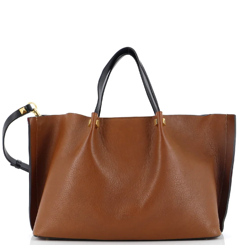 VLogo Escape Tote Leather Medium