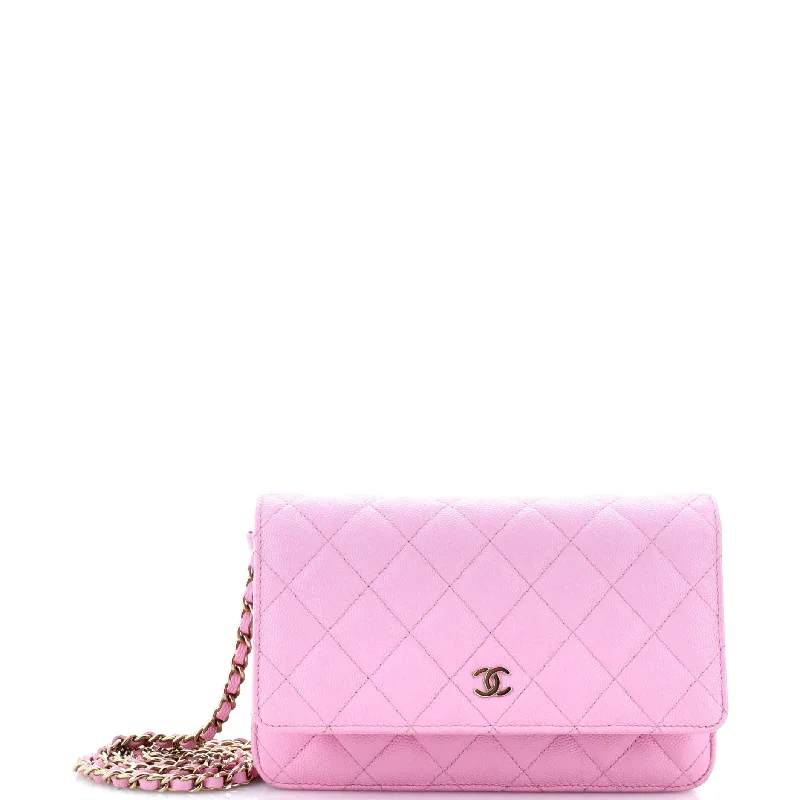 Wallet on Chain Quilted Caviar