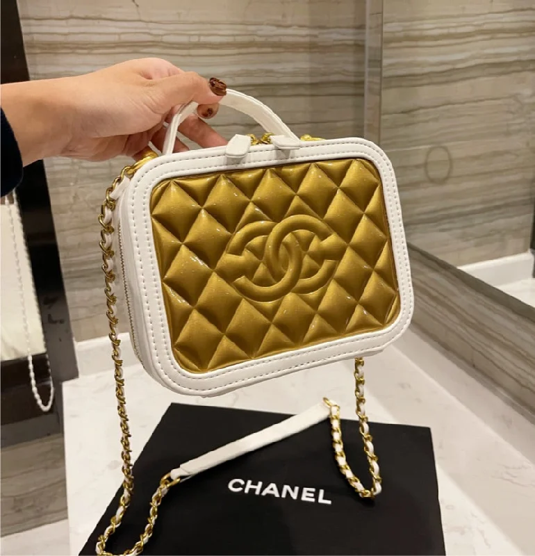 Chanel woman box shaped Handbag